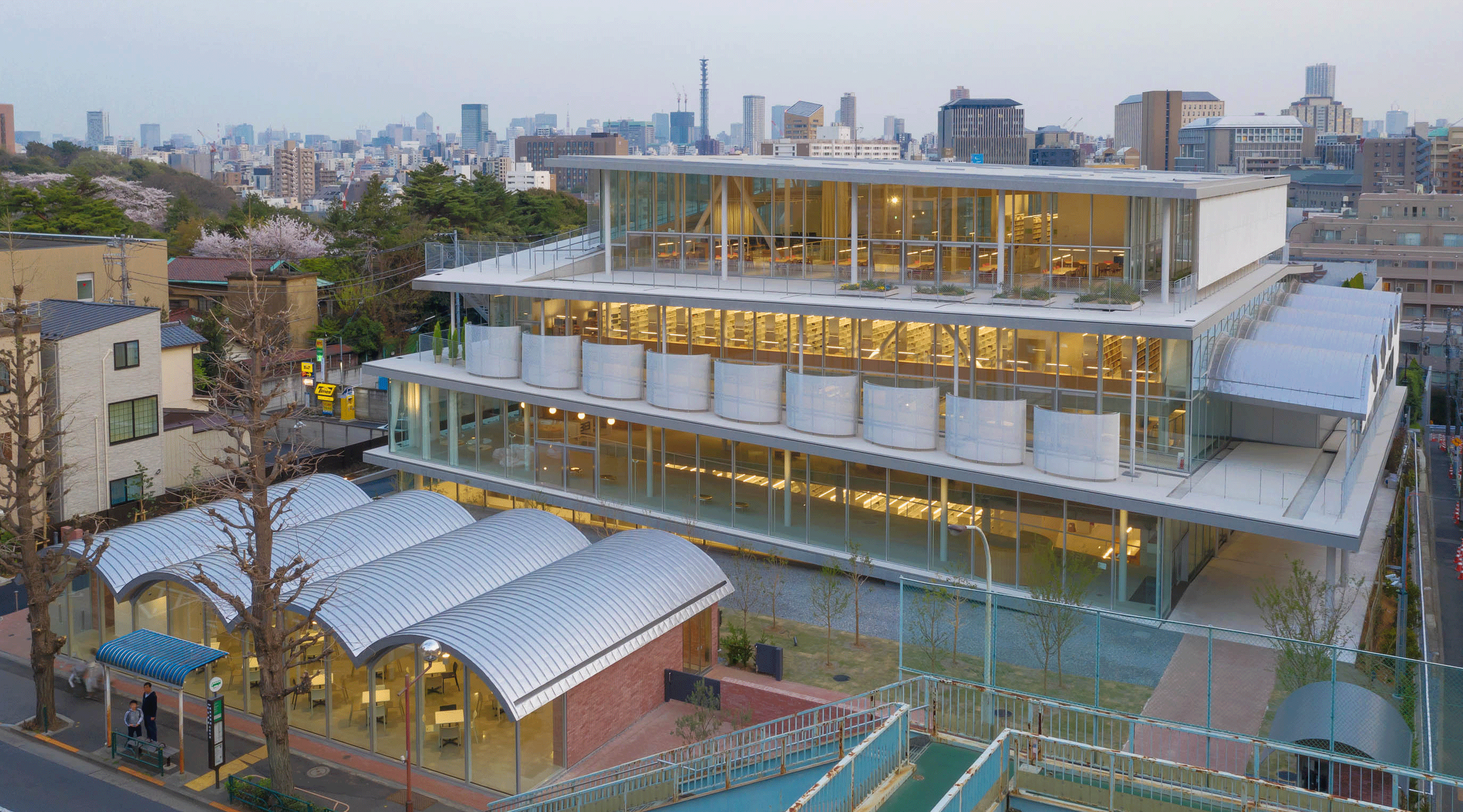 日本女子大学 新図書館 事例 実績 コンストラクションマネジメントの山下pmc